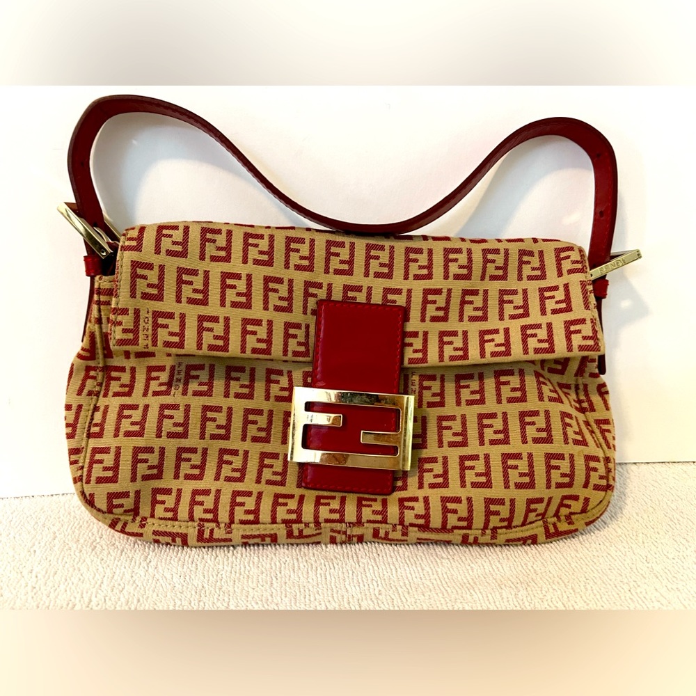 VTG Fendi Zucchiono Baguette Cloth Handbag in Red Canvas.